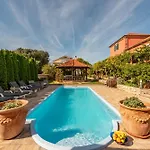 Stocco Vila